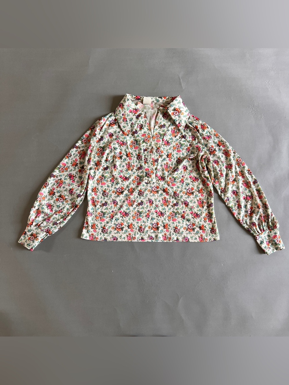 Cottagecore whimsical vintage 70s floral button-up M/L retro farmhouse